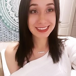 Meet your Posher, Ella